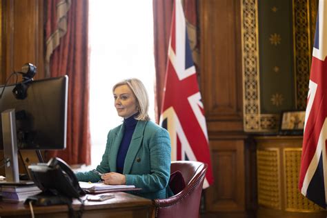 Co Nowa Premier Wielkiej Brytanii Liz Truss My Li O Kryptowalutach