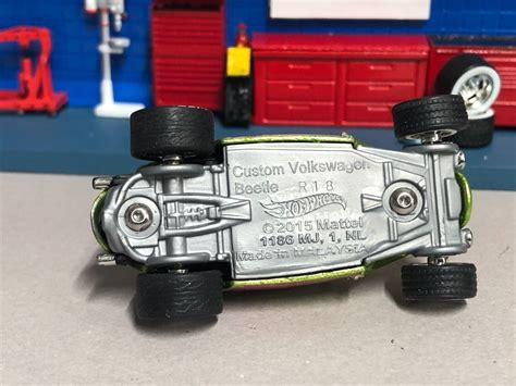 Full Custom Hot Wheels Full Custom Vw Beetle With Real Riders