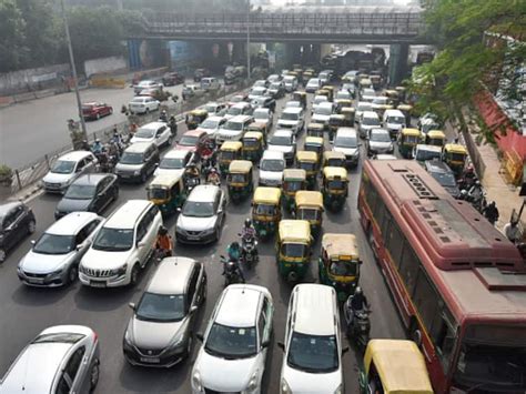 Mumbai Heavy Traffic Congestion On Eastern Express Highway Sea Link