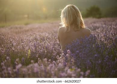 Naked Woman Lavender Field Stock Photo 662620027 Shutterstock