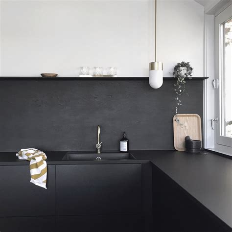 Kitchen With Black Tile Backsplash – Kitchen Info