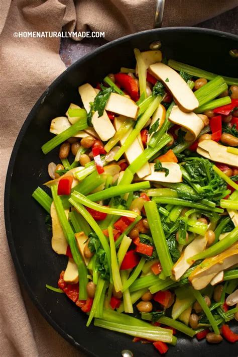 Celery with Tofu and Peanuts Stir Fry 芹菜炒香干 HomeNaturallyMade