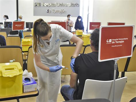 Sigue la vacunación masiva contra la Covid 19 en el Hospital de