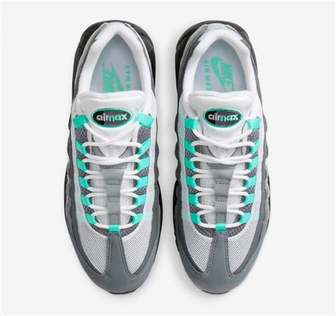 Nike Air Max 95 Hyper Turquoiseが発売予定 FV4710 100 UP TO DATE