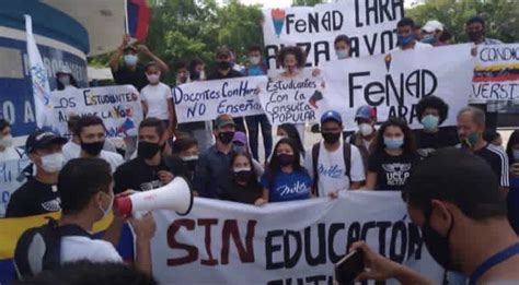 Alzaron Su Voz Estudiantes De La UCLA Protestaron Por La Crisis