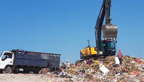 Nusabali Gaji Sopir Truk Sampah Picu Cemburu Pekerja Tpa