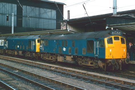 British Rail Class 25 Diesel Locomotives 25047 And 25057 Ca Flickr