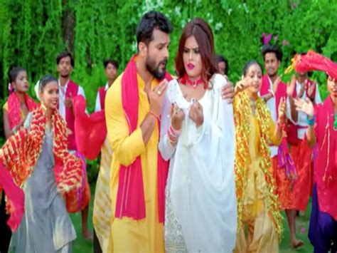 Khesari Lal Yadav Song On Navratri Aarti Kare Chalaa Trending On Youtube पवन सिंह के बाद खेसारी