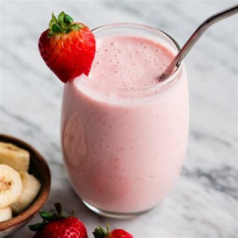 Healthy Strawberry Banana Smoothie JoyFoodSunshine