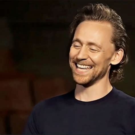 Pin On Tom Hiddleston Tom Hiddleston Fictional Characters Toms