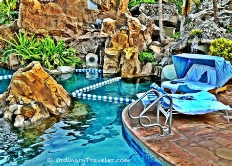 Staying At The Grand Wailea In Maui Hawaii Wailea Resort Hawaii Vacation Wailea