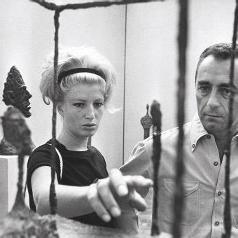 Monica Vitti Et Michelangelo Antonioni Biennale Of Venice 1962 In Front