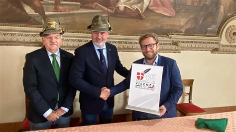 Vicenza Presentato Il Logo Per La 95 Adunata Nazionale Degli Alpini