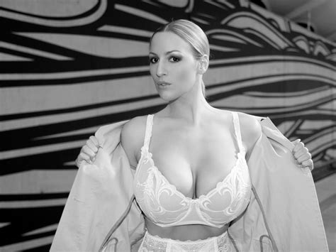 Jordan Carver Huge Boobs Telegraph