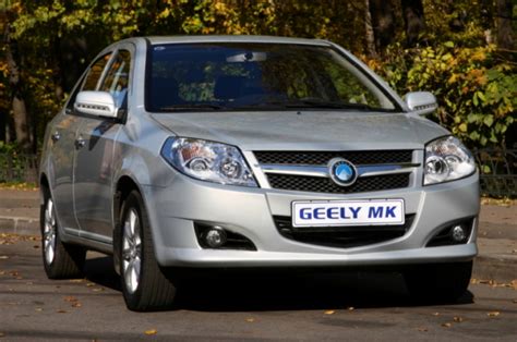 Chevrolet Sail vs Geely MK - Foros Perú