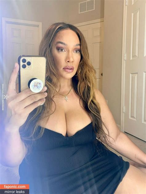 Linafanene Aka Nia Jax Lina Fanene Nude Leaks Faponic