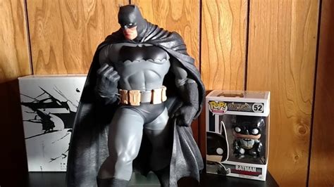 Dc Andy Kubert Batman Statue Designer Series Youtube