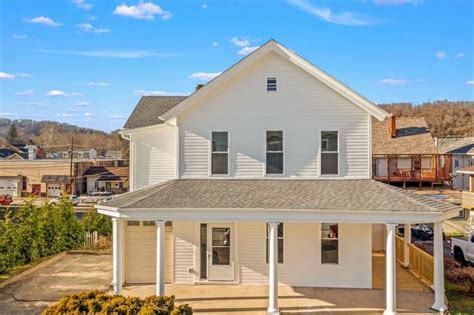 110 S 4th St West Newton Pa 15089 29 Photos Movoto