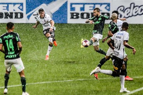 Palmeiras Abre Dois Gols Mas Corinthians Arranca O Empate