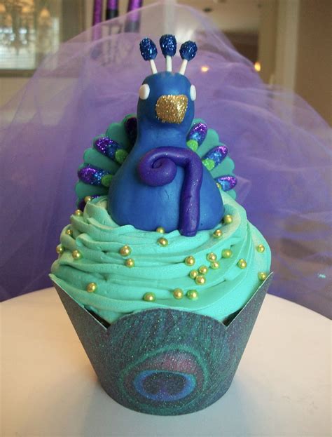 Peacock Cupcake Peacock Cupcakes Cake Decorating Desserts