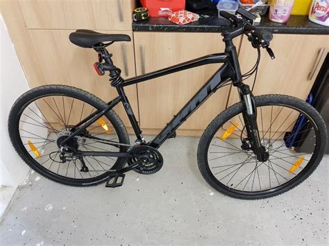 2019 Hybrid Scott Sub Cross 40 Bike With Accessories In Ferryhill