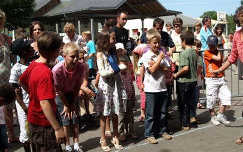 Écoles publiques Une kermesse ensoleillée Le Télégramme