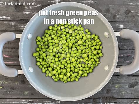 fresh green peas soup recipe | quick green peas vegetarian soup | Indian style matar soup