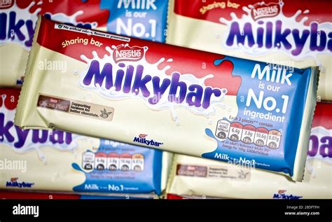 Milkybar white chocolate hi-res stock photography and images - Alamy