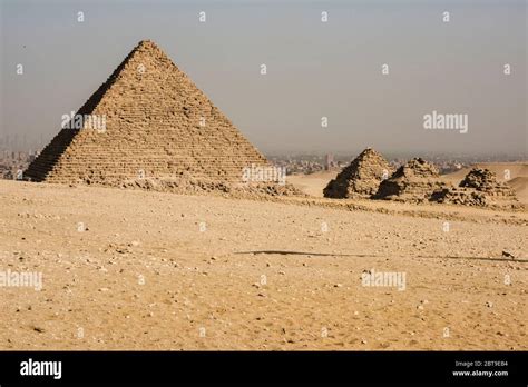 Sphinx pyramiden gizeh ägypten hi res stock photography and images Alamy