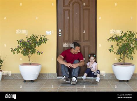 Niño Y Papá Fotografías E Imágenes De Alta Resolución Alamy