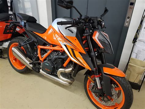 Gebrauchte Ktm Super Duke R Ez Eur