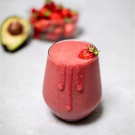 Rezept Fruchtiger Beeren Avocado Shake PURYA Der Spezialist für