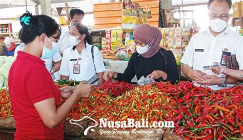 NUSABALI Pasokan Terbatas Harga Cabai Dan Minyak Goreng Melonjak