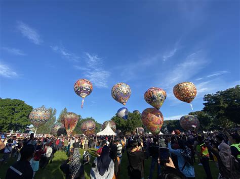 Mengemas Budaya Jadi Wisata, Wonosobo Ballon Culture Festival Sedot ...