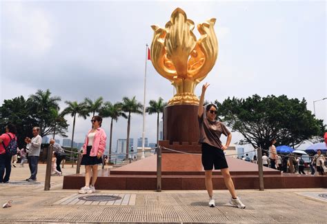 內地五一黃金周假期首日 香港各口岸逾7萬3千人次入境 社會 香港中通社