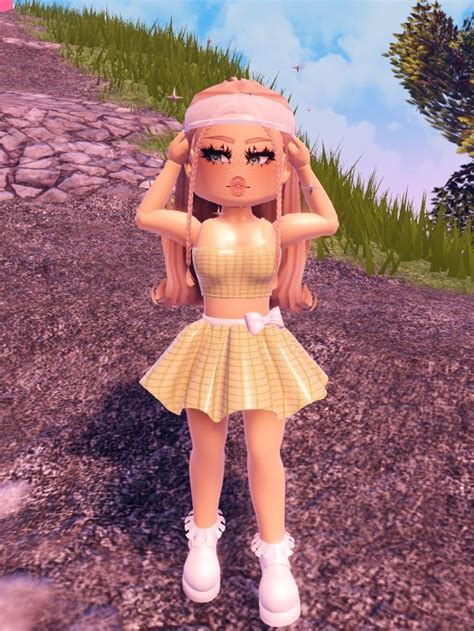 Yellow Green And White Tennis Outfit Aesthetic Roblox Royale