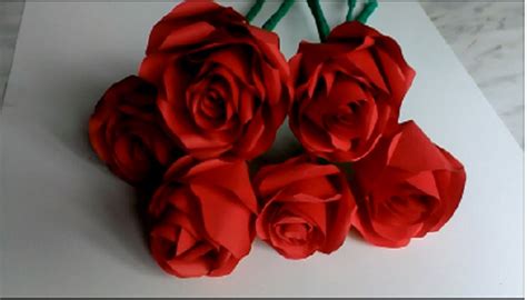 How To Make Paper Roses Valentines Day Mothers Day B Days Diy