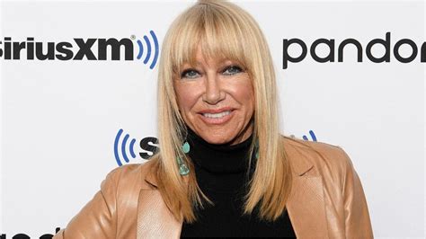 Murió La Actriz Suzanne Somers Recordada Por La Serie Tres Son Multitud