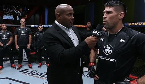 Ufc On Espn 51 Control Happy Vicente Luque Outworks Rafael Dos Anjos