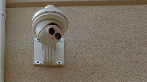 The wireless security cameras with the most free cloud storage - Komando.com