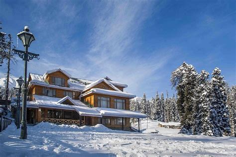 Heevan Retreat Updated 2021 Prices And Hotel Reviews Gulmarg Kashmir Tripadvisor