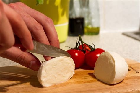 How To Cut Fresh Mozzarella Best Slicers To Use Cooking Chops