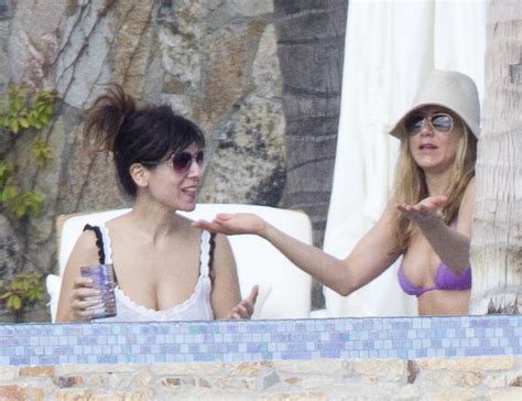 Naked Jennifer Aniston Added 07 19 2016 By