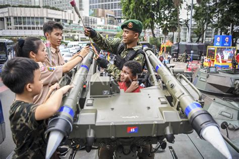 Pameran Alutsista Tni Antara Foto