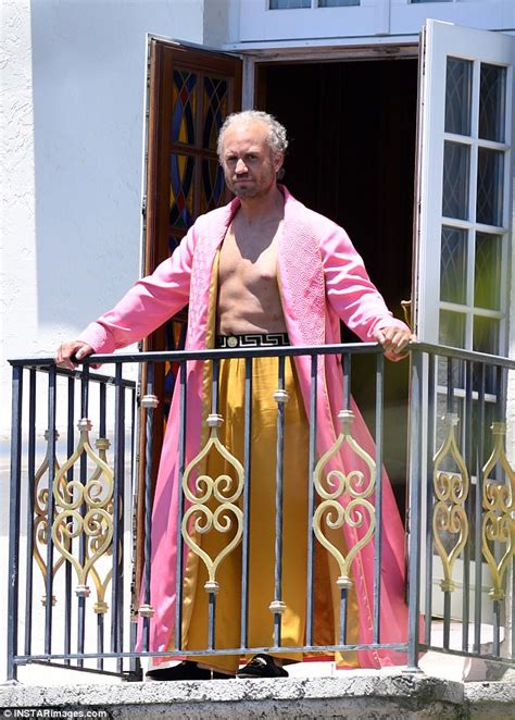 Edgar Ramirez As Gianni Versace For American Crime Story Daily Mail