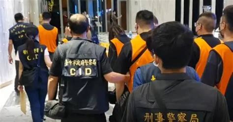 化身科技公司藏商辦！ 台中警攻破賭博機房 查扣跑車、名牌包逮28人 社會 Ctwant