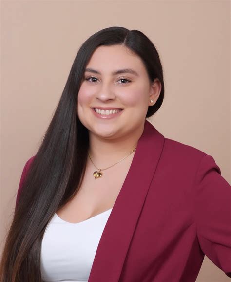 Vivianna Vargas (@viviannachristina) • Instagram photos and videos