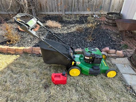 John Deere Self Propelled Lawn Mower