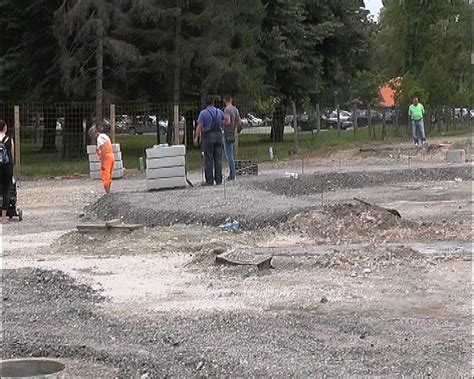 Pri kraju radovi na izgradnji kružnog toka na raskrsnici Balkanske i