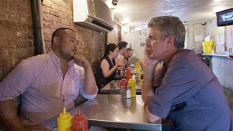 Roadrunner Review The Anthony Bourdain Documentary Is Ethically Thorny